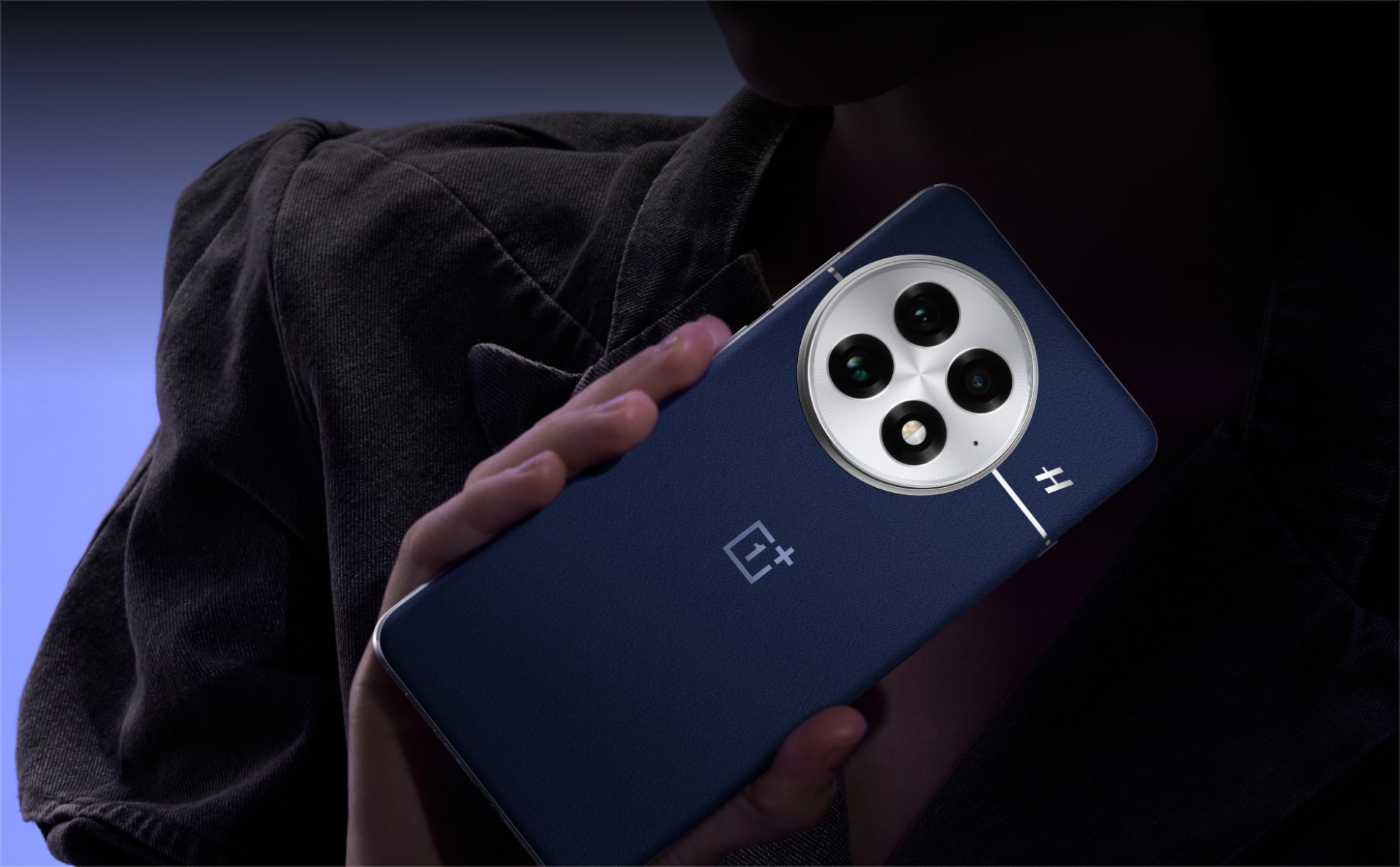  OnePlus 13 Review 
